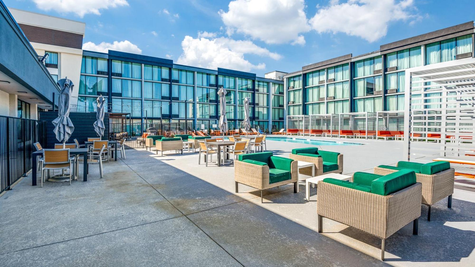 Staybridge Suites Dallas Market Ctr Love Field, An Ihg Hotel Extérieur photo