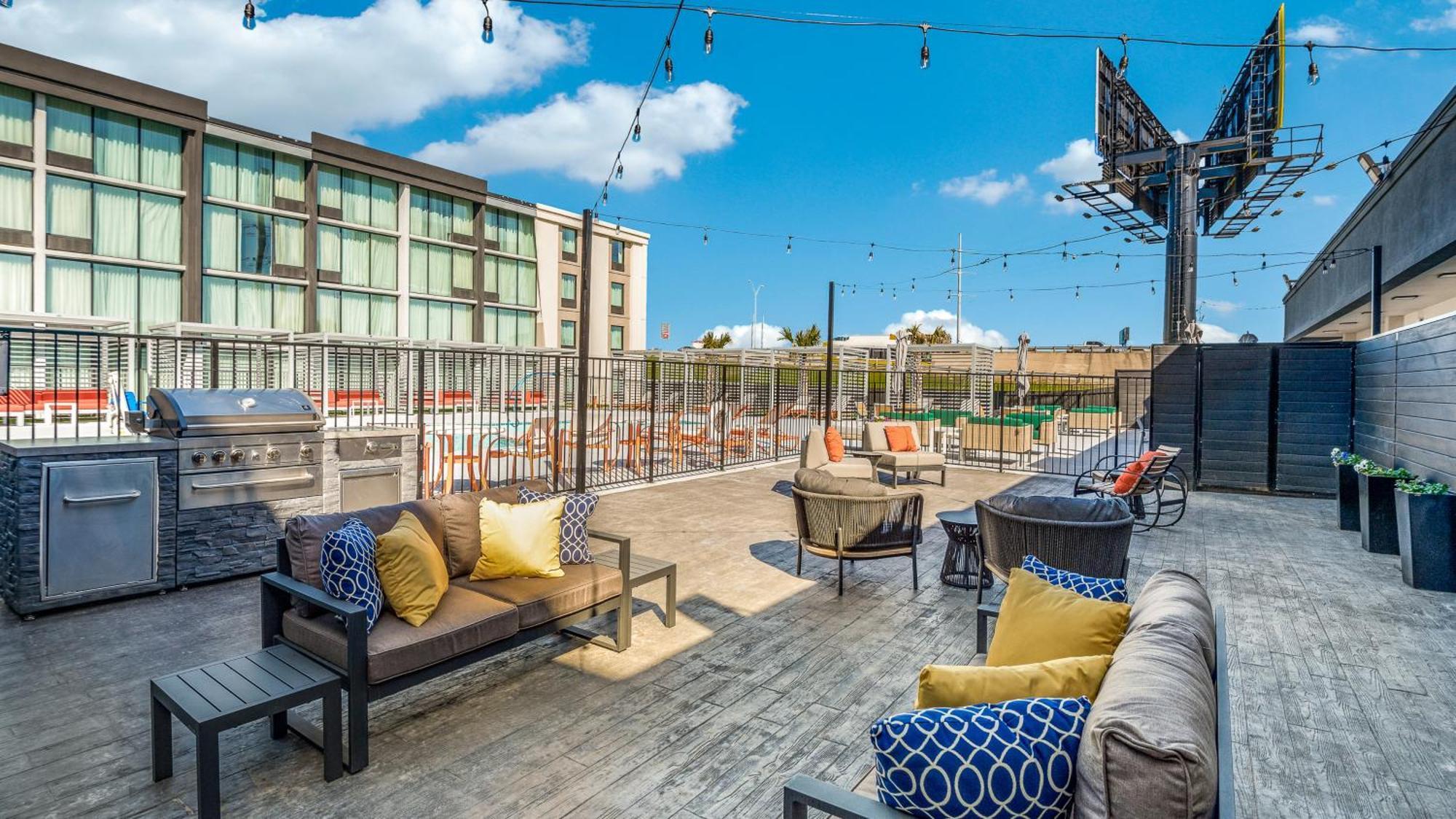 Staybridge Suites Dallas Market Ctr Love Field, An Ihg Hotel Extérieur photo
