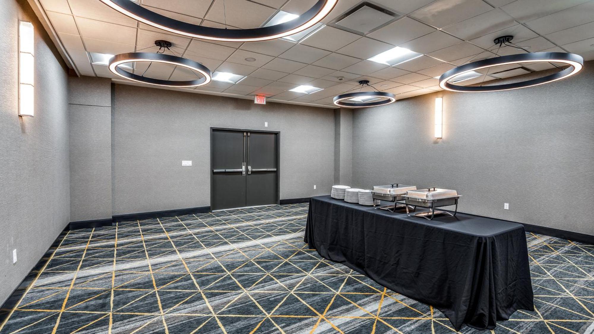 Staybridge Suites Dallas Market Ctr Love Field, An Ihg Hotel Extérieur photo